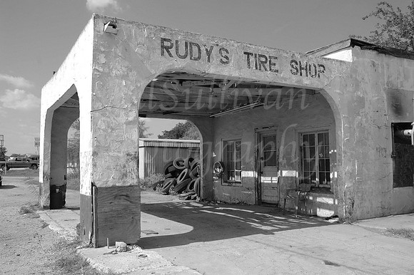 Rudy's Tire, Karnes City, Texas